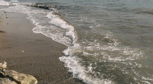 qusai-image-of-mediterranean-shore.jpg